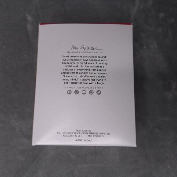 Hallmark 2024 Keepsake Ornament Super Lucy & Linus Peanuts Gang Tree Decoration - Picture 7 of 7